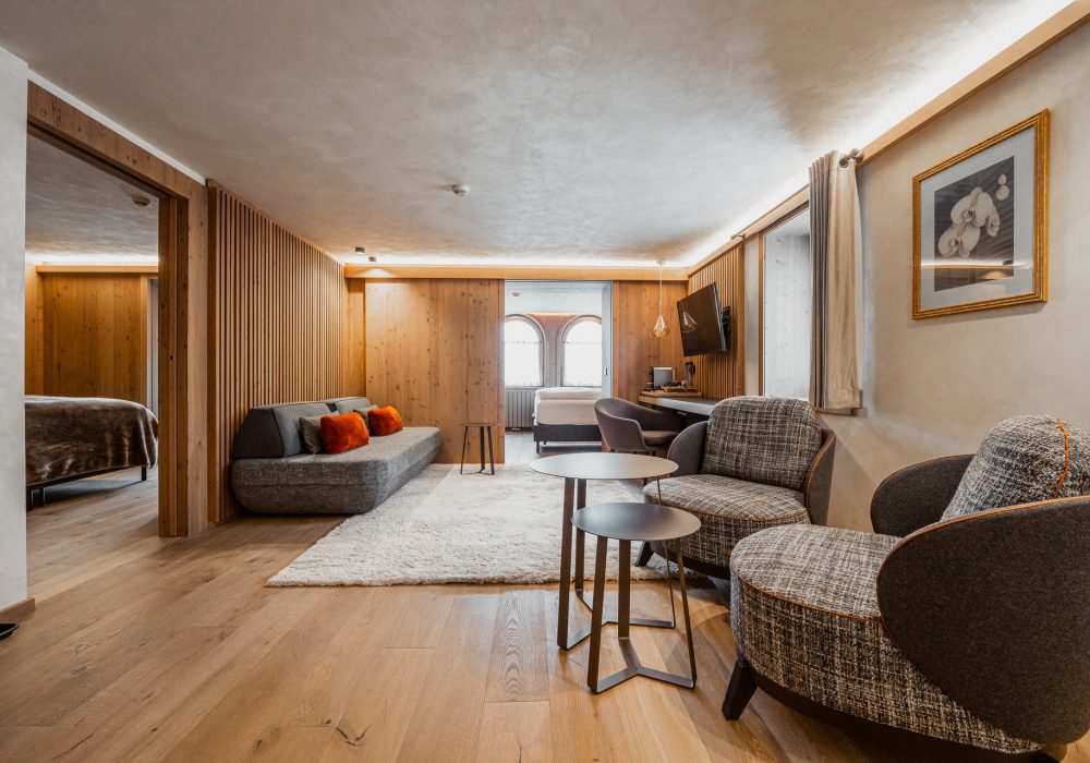 202_SuiteChaletNEW_SPA_Salotto1